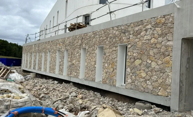 Réalisation de façades en pierres à Marseille , Albertville, FSM